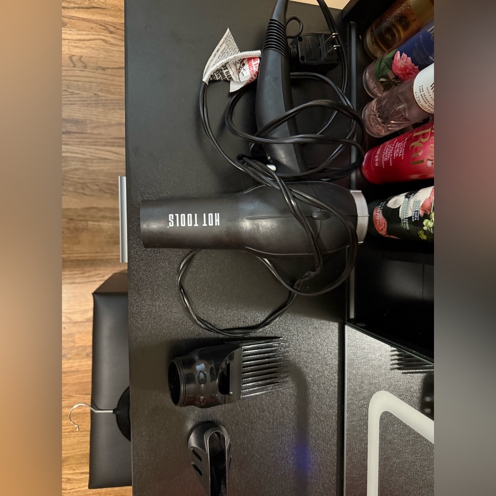 Hot Tools Black Hair Dryer & Attachments